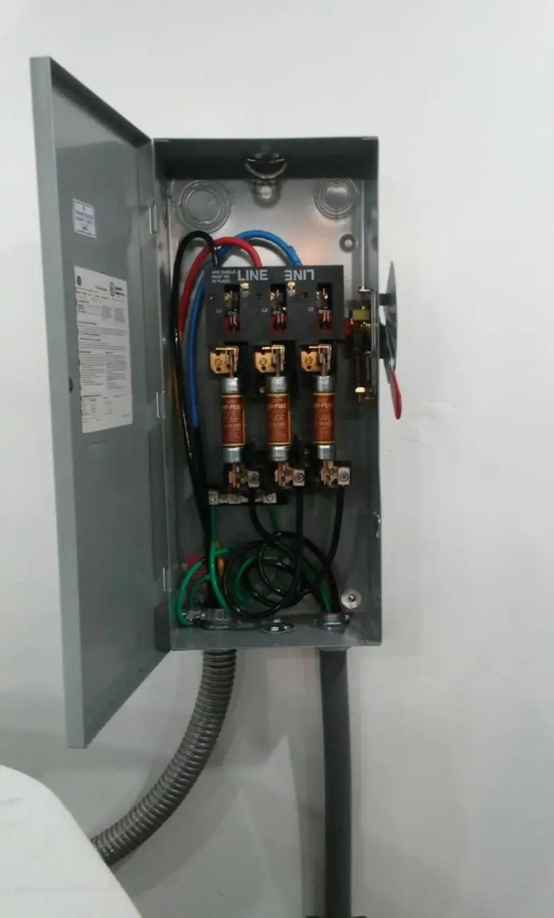 Three-phase disconnect switch installed for Electrical Wiring & Rewiring in Prairie Village